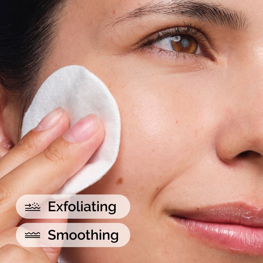 glycolic-acid-7-exfoliating-toner-z6 ord-glycolic-acid-exfoliating-toner-model-application-with-benefits.jpg